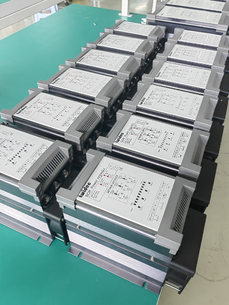 若何预防电力调整器触发？楣收?